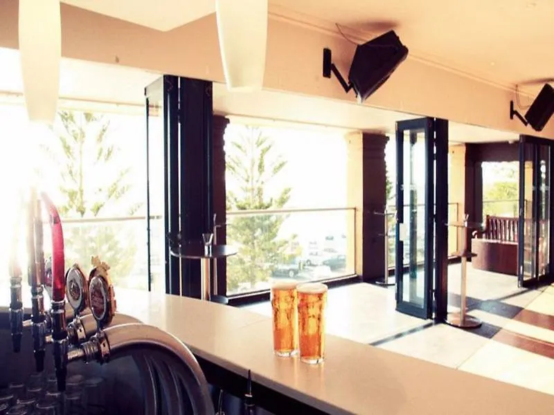 Cottesloe Beach Hotel Perth 3*,  Australia